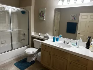 Photo #4: 2483547 Listing