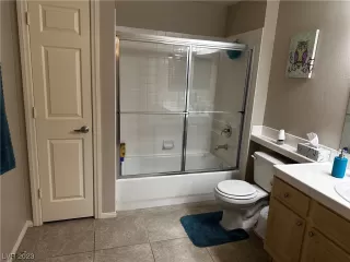 Photo #6: 2483547 Listing