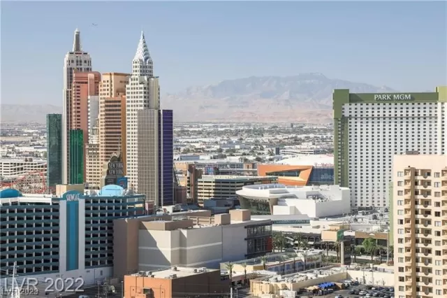 MLS: 2483566 Condo For Sale