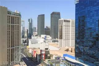 Photo #1: 2483566 Listing 