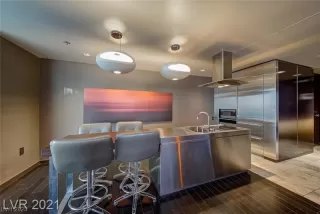 Photo #1: 2483567 Listing 