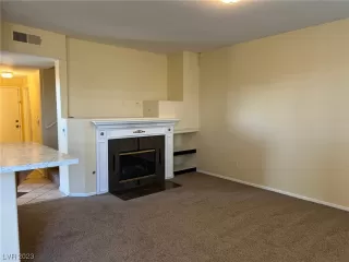 Photo #3: 2483604 Listing 