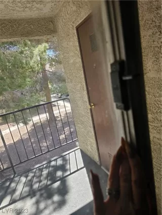 Photo #3: 2483609 Listing 