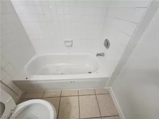 Photo #5: 2483609 Listing 