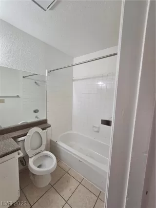 Photo #6: 2483609 Listing 