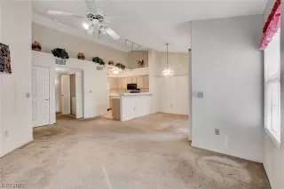 Photo #3: 2483613 Listing 