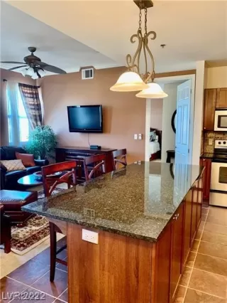 Photo #3: 2483623 Listing 