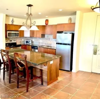 Photo #4: 2483623 Listing 