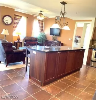 Photo #6: 2483623 Listing 