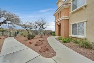 Photo #2: 2483631 Listing 