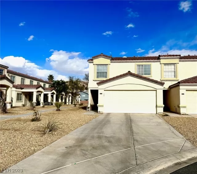 MLS: 2483635 Condo For Sale