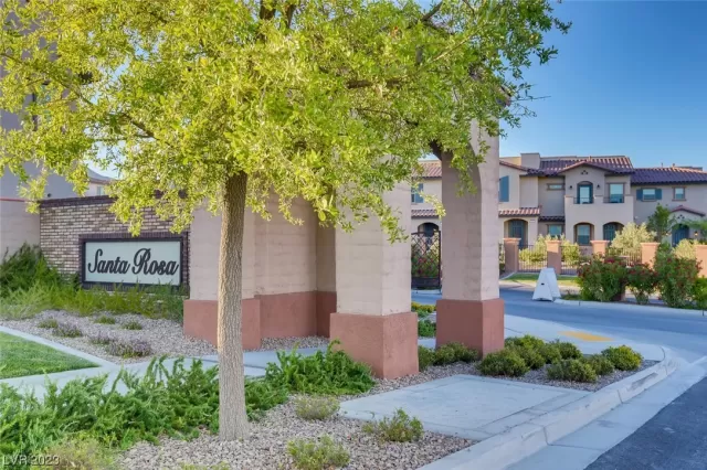 MLS: 2483636 Condo For Sale