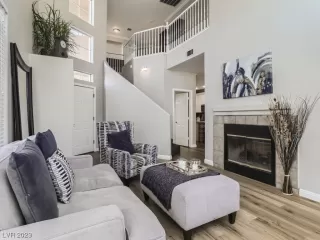 Photo #1: 2483677 Listing