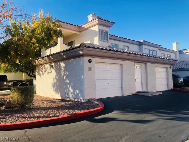 MLS: 2483727 Condo For Sale