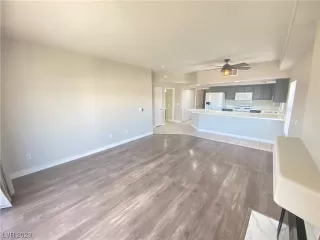 Photo #1: 2483727 Listing 