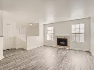 Photo #1: 2483749 Listing 