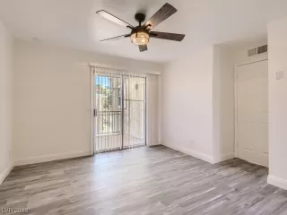 Photo #4: 2483749 Listing 