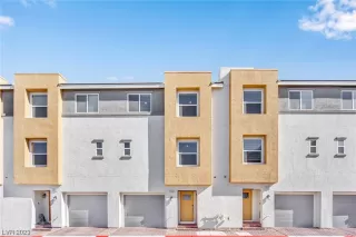 Photo #4: 2483754 Listing