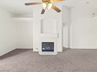 Photo #3: 2483760 Listing