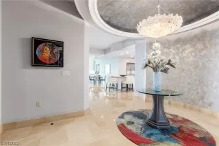 Photo #4: 2483761 Listing