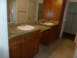 Photo #6: 2483769 Listing 