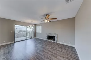 Photo #5: 2483818 Listing 