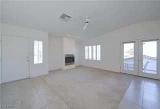 Photo #1: 2483822 Listing