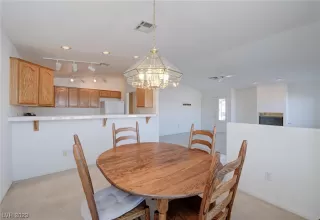 Photo #5: 2483822 Listing