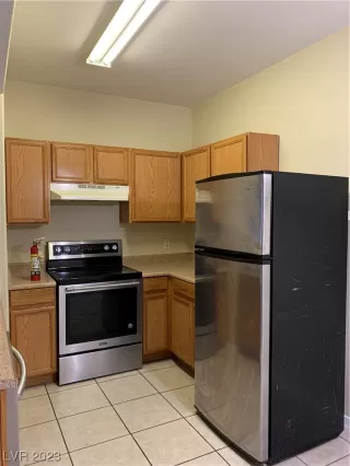 Photo #5: 2483823 Listing 