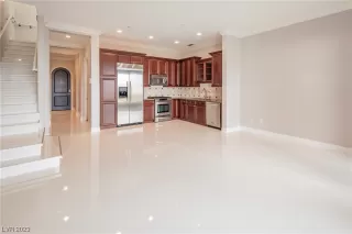 Photo #4: 2483824 Listing 