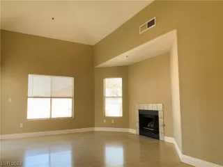 Photo #3: 2483843 Listing 