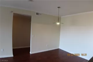 Photo #1: 2483859 Listing 
