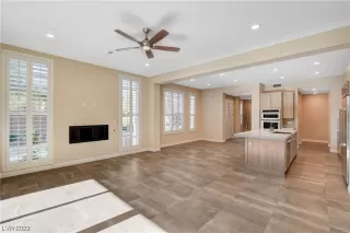 Photo #5: 2483874 Listing 