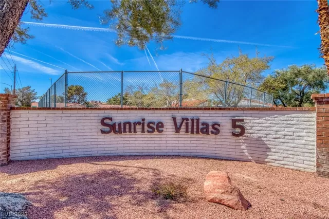 MLS: 2483901 Condo For Sale