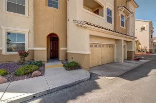 Photo #1: 2483912 Listing 