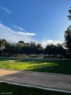 Photo #2: 2483925 Listing 