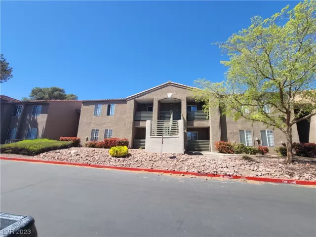 MLS: 2483940 Condo For Sale