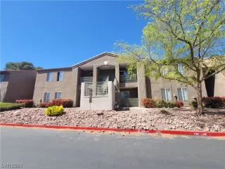 Photo #1: 2483940 Listing 