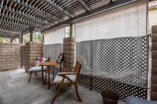 Photo #4: 2483943 Listing 