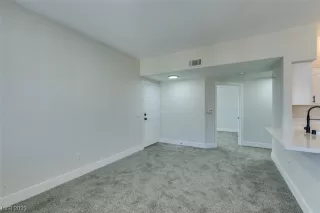 Photo #6: 2483944 Listing 