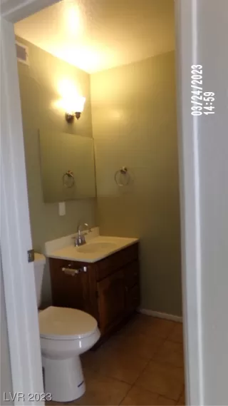Photo #3: 2484002 Listing 