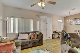 Photo #4: 2484025 Listing 