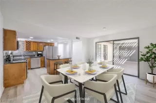 Photo #2: 2484031 Listing 