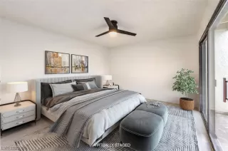 Photo #3: 2484031 Listing 