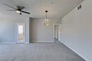 Photo #3: 2484041 Listing 