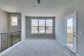 Photo #6: 2484041 Listing 