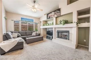 Photo #6: 2484089 Listing