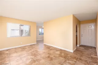 Photo #3: 2484091 Listing 