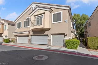 Photo #1: 2484106 Listing