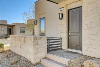 Photo #4: 2484180 Listing 